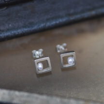 Cube Silver Earrings with Pearl – INDUSTREAL Collection – designer jewelry – MADE TO ORDER INDUSTREAL Collection